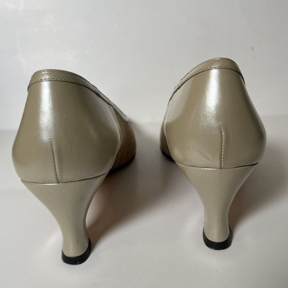 Salvatore Ferragamo Cream and Tan Woven Heels - Picture 9 of 16